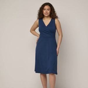 wool& Isabelle Marine Blue 1X